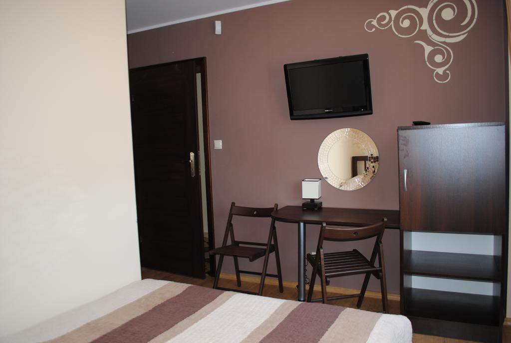 Krzywy Domek W Ostrowie Morza Brzeg Ostrowo  Habitación foto